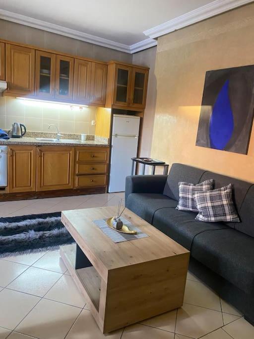 Superbe Appartement A Gueliz Marrákes Kültér fotó